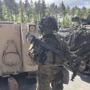 Meet your Posher, Lee